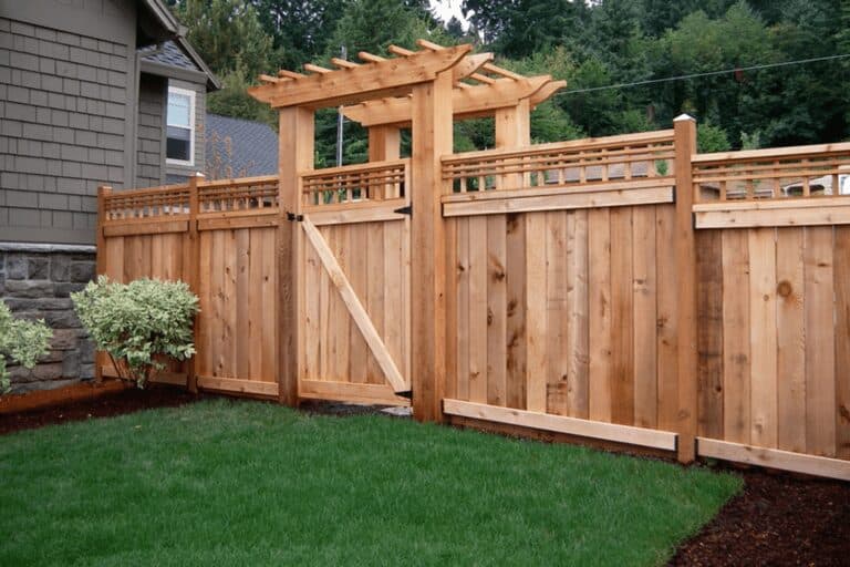 fence contractors calgary