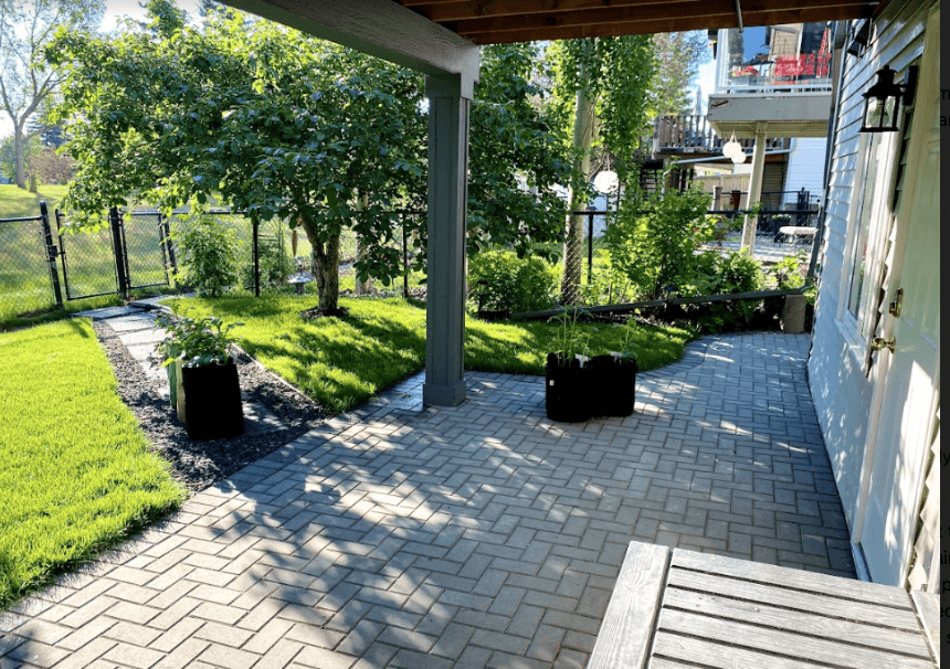 We can add landscape components at your desire with our phased building program.